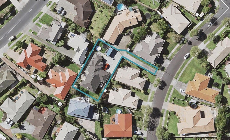 7 Travers Place, Northpark, Auckland - Carousel 1