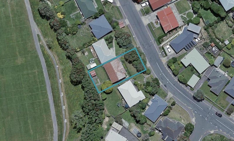 87 Kenmore Street, Newlands, Wellington - Carousel 1
