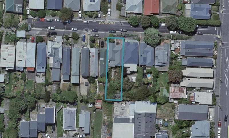 51 Te Wharepouri Street, Berhampore, Wellington - Carousel 1