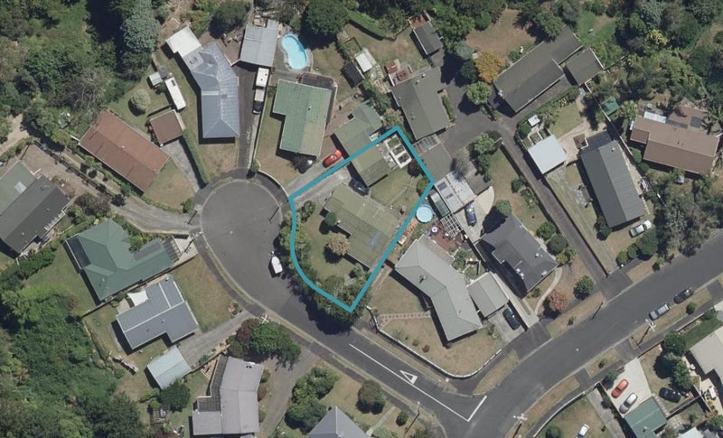 4 Carolyn Place, Fitzroy, Hamilton - Carousel 1