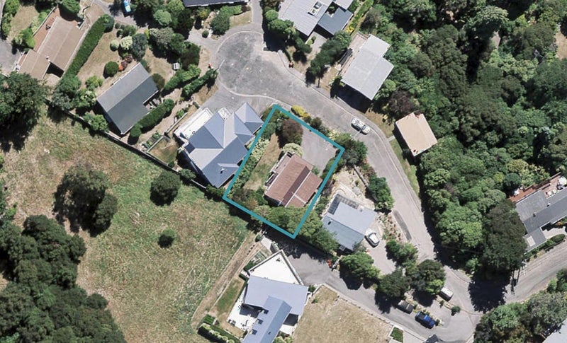 3 Armstrong Crescent, Akaroa, Akaroa - Carousel 1