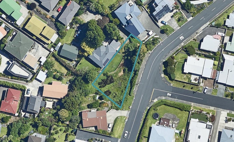 21 Grange Road, Otūmoetai, Tauranga - Carousel 1