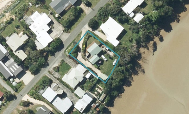 19 Peninsula Road, Tata Beach - Carousel 1
