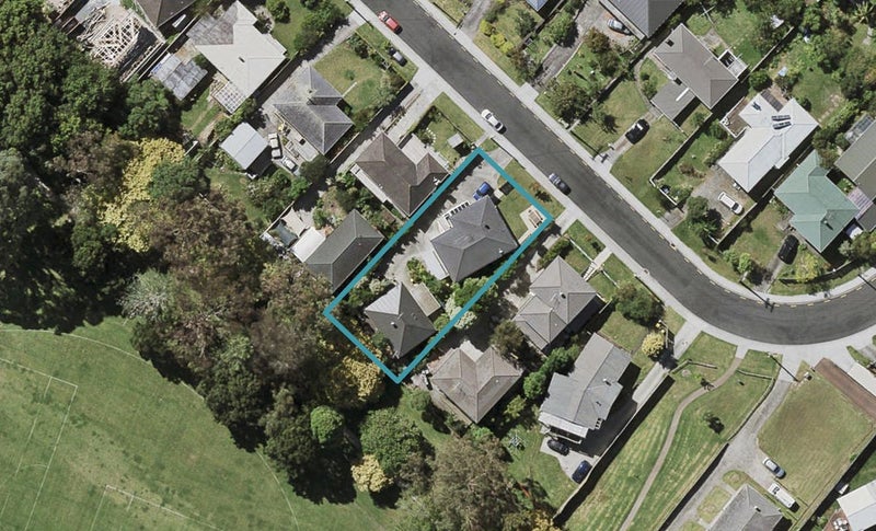 1/32 Trinidad Road, Sunnynook, Auckland - Carousel 1