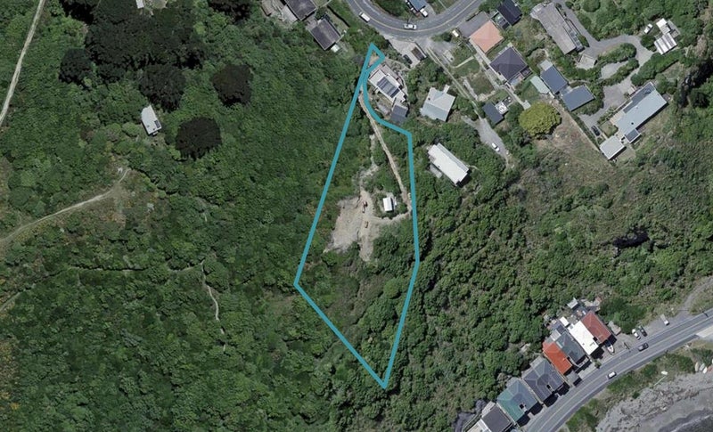 35 Hungerford Road, Lyall Bay, Wellington - Carousel 1