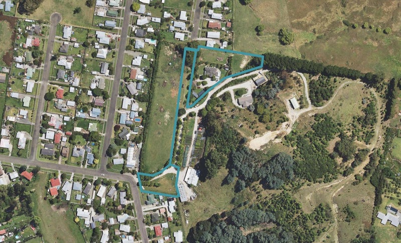 50 Matthews Road, Outer Kaiti, Gisborne - Carousel 1
