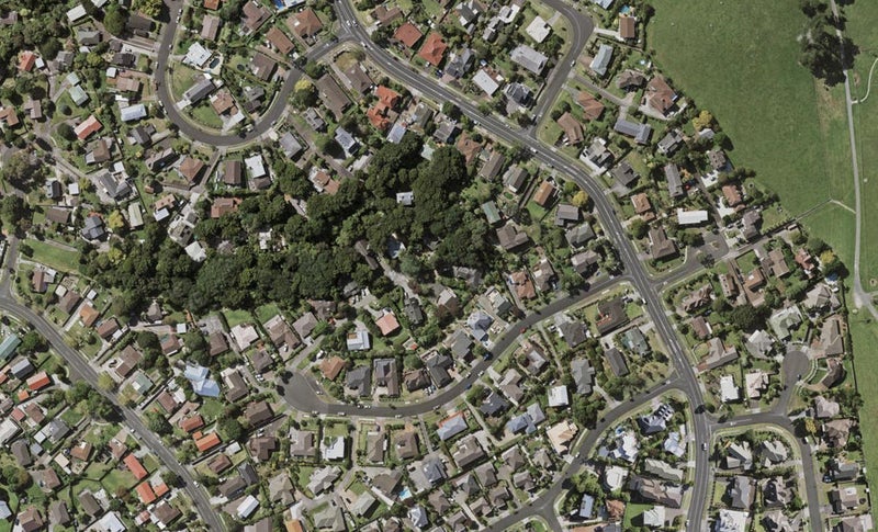 31 Ewhurst Place, Goodwood Heights, Auckland - Carousel 1