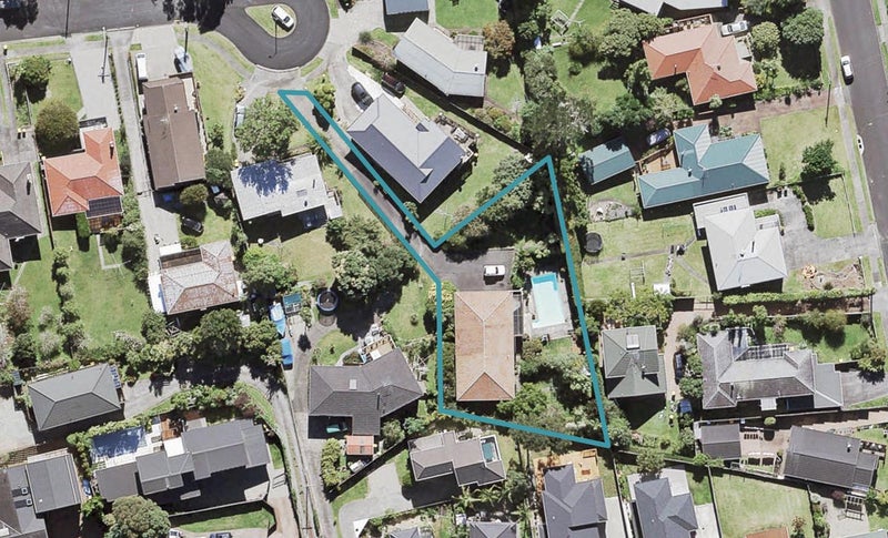 13 Hepper Street, New Lynn, Auckland - Carousel 1