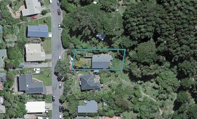 160 Parkvale Road, Karori, Wellington - Carousel 1