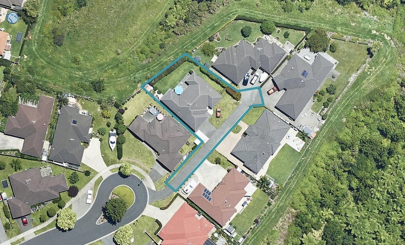 42 Kereru Place, Pyes Pa, Tauranga - Carousel 1