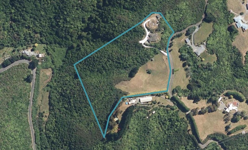 10A Garrett Place, Riverstone Terraces, Upper Hutt - Carousel 1