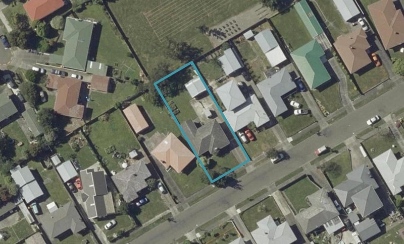 11 Somerset Crescent, Highbury, Palmerston North - Carousel 1