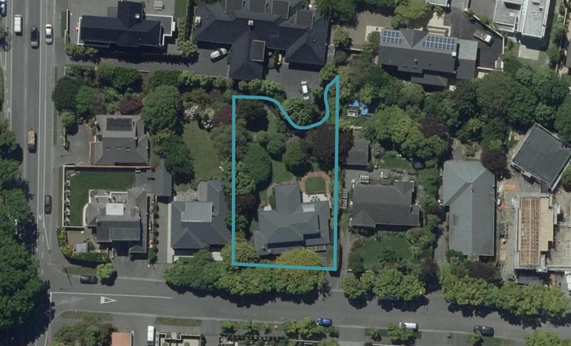 7 Royds Street, Fendalton, Christchurch - Carousel 1