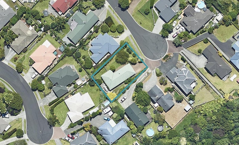22 Tupare Heights, Pyes Pa, Tauranga - Carousel 1