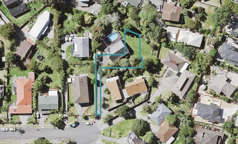 11C Dianthus Place, Browns Bay, Auckland - Carousel 1