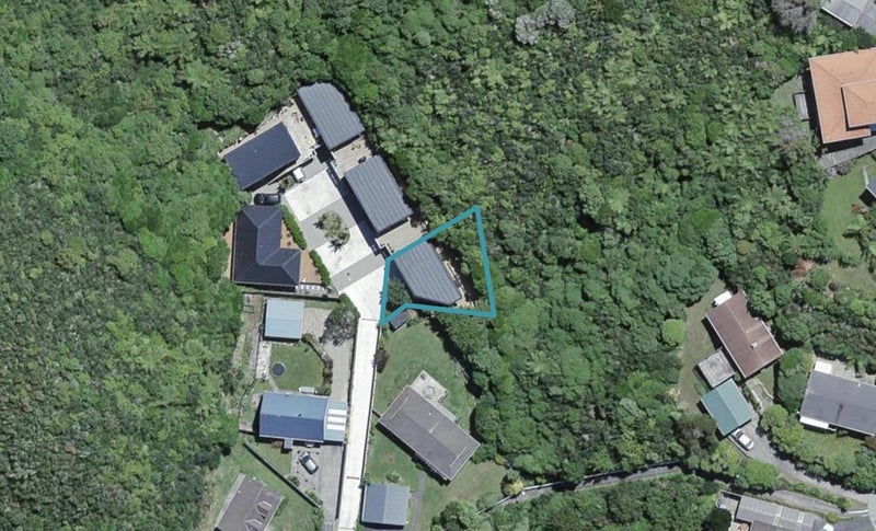 10 Appleton Place, Karori, Wellington - Carousel 1