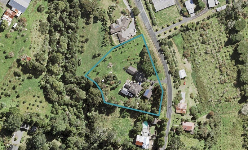 27 Carter Road, Oratia, Auckland - Carousel 1