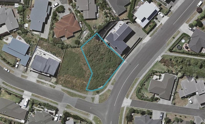 57 Hillcrest Road, Raumati Beach, Paraparaumu - Carousel 1