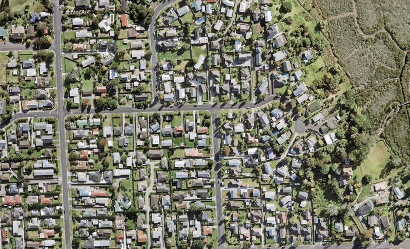 18 Hikurangi Street, Te Atatu Peninsula, Auckland - Carousel 1