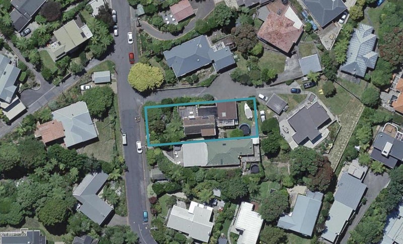 18 Baroda Street, Khandallah, Wellington - Carousel 1