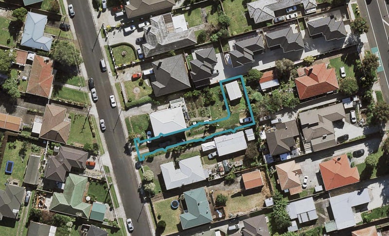 17F McCullough Avenue, Papatoetoe, Auckland - Carousel 1