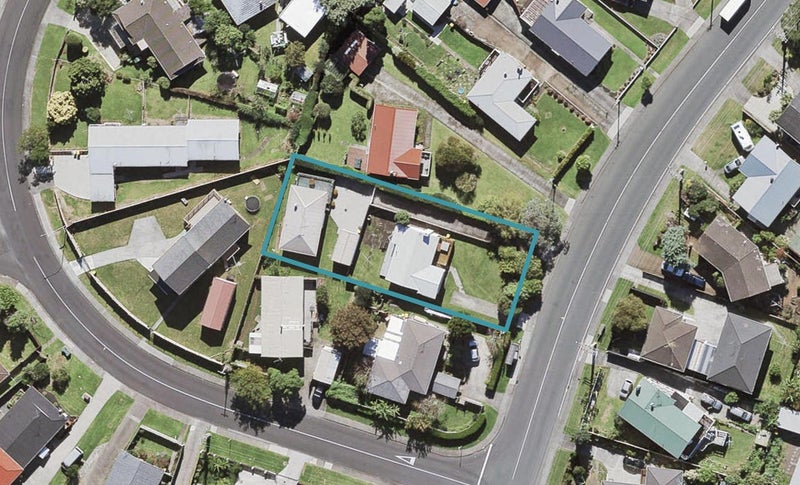 1/34 Hepburn Road, Glendene, Auckland - Carousel 1