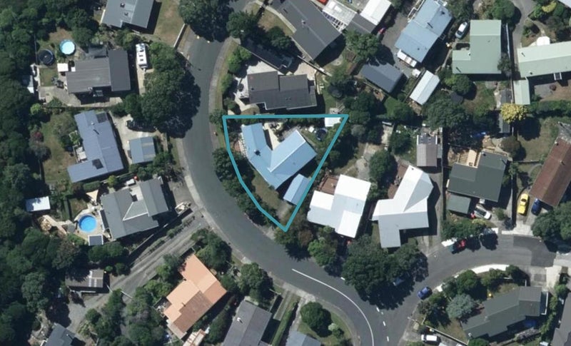 28 Sea Vista Drive, Pukerua Bay, Porirua - Carousel 1