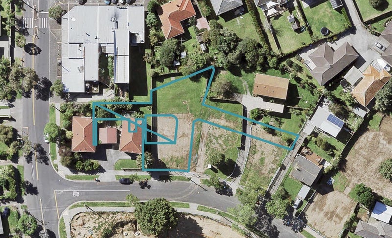 1/4 Overlea Road, Glen Innes, Auckland - Carousel 1