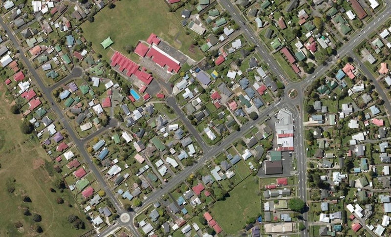 4 Tania Place, Tikipunga, Whangarei - Carousel 1