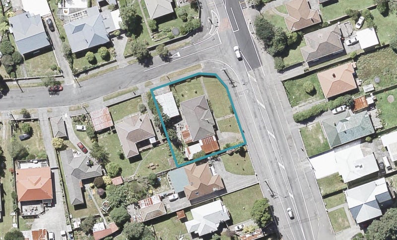 142 Main Road, Wainuiomata, Lower Hutt - Carousel 1