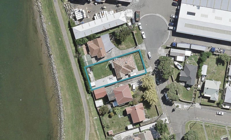 37 Pirie Crescent, Moera, Lower Hutt - Carousel 1