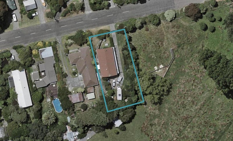 62 Makora Road, Otaihanga, Paraparaumu - Carousel 1