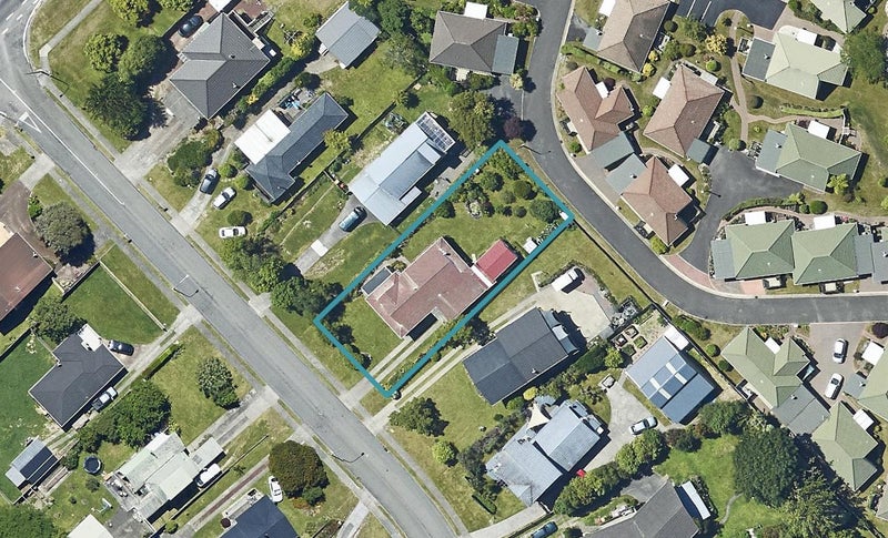 8 Tumene Drive, Owhata, Rotorua - Carousel 1