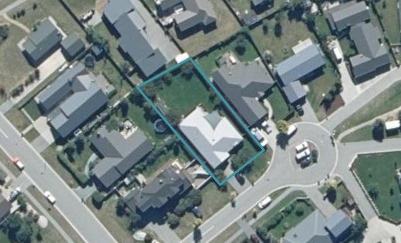 3 Coburn Place, Lake Hayes, Queenstown - Carousel 1