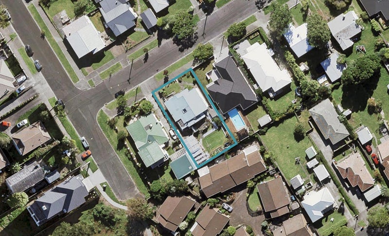 58 Miller Street, Point Chevalier, Auckland - Carousel 1