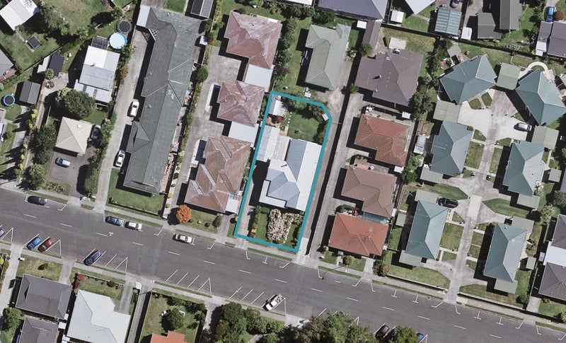 10 Peddie Street, Taradale, Napier - Carousel 1