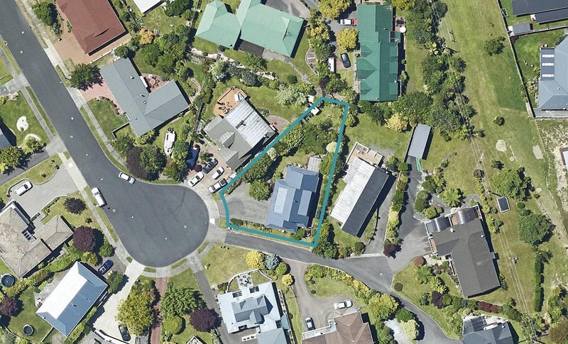 18 Mark Place, Lynmore, Rotorua - Carousel 1