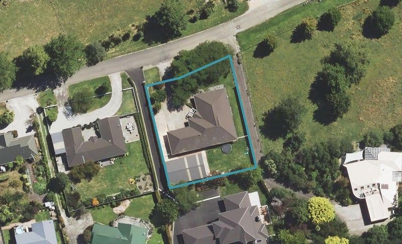 17 Dryden Street, Whataupoko, Gisborne - Carousel 1
