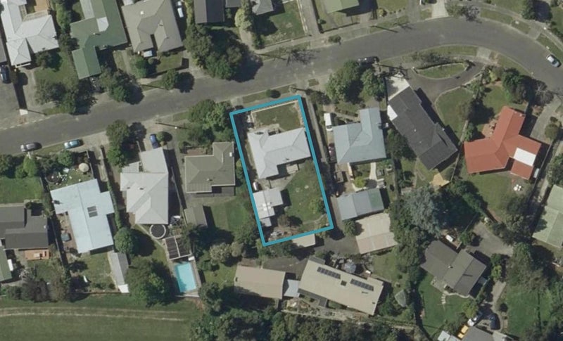 22 Buick Crescent, Awapuni, Palmerston North - Carousel 1