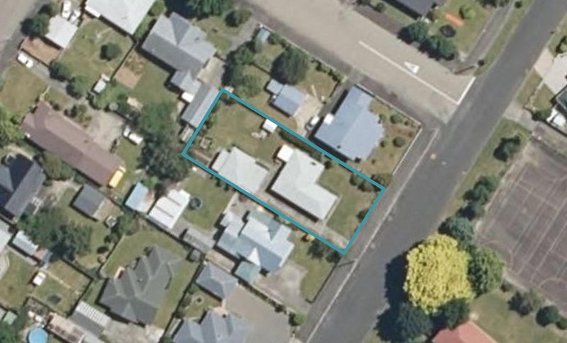 23 King Street, Dannevirke - Carousel 1