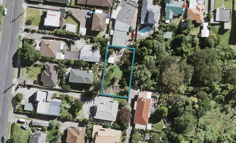1D Eastglen Road, Glen Eden, Auckland - Carousel 1