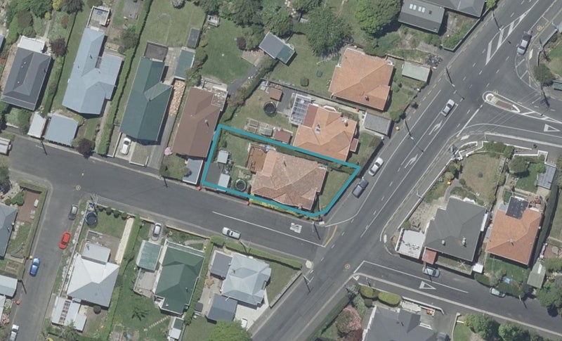 182 Kenmure Road, Kenmure, Dunedin - Carousel 1