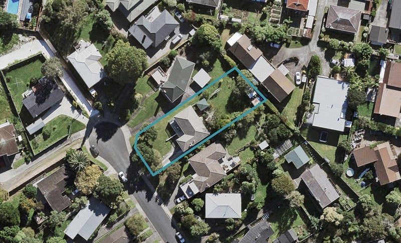 49 Ramillies Place, Glenfield, Auckland - Carousel 1