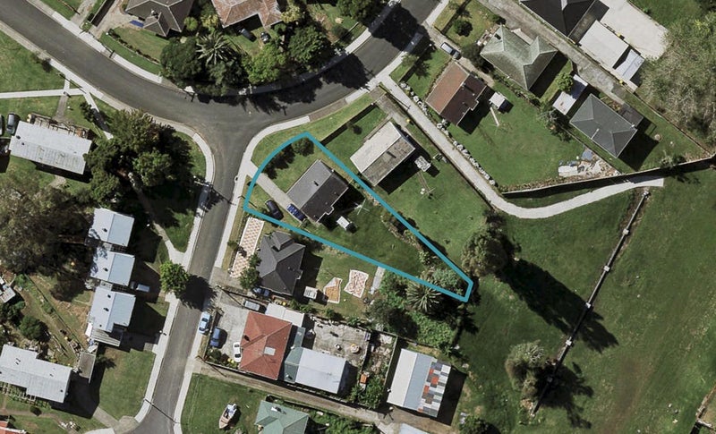 28 Tindall Crescent, Otara, Auckland - Carousel 1