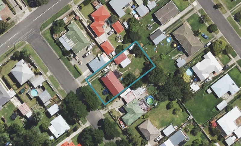 2 Martin Road, Outer Kaiti, Gisborne - Carousel 1
