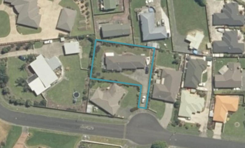 15 Harris Place, Ngatea, Ngatea - Carousel 1