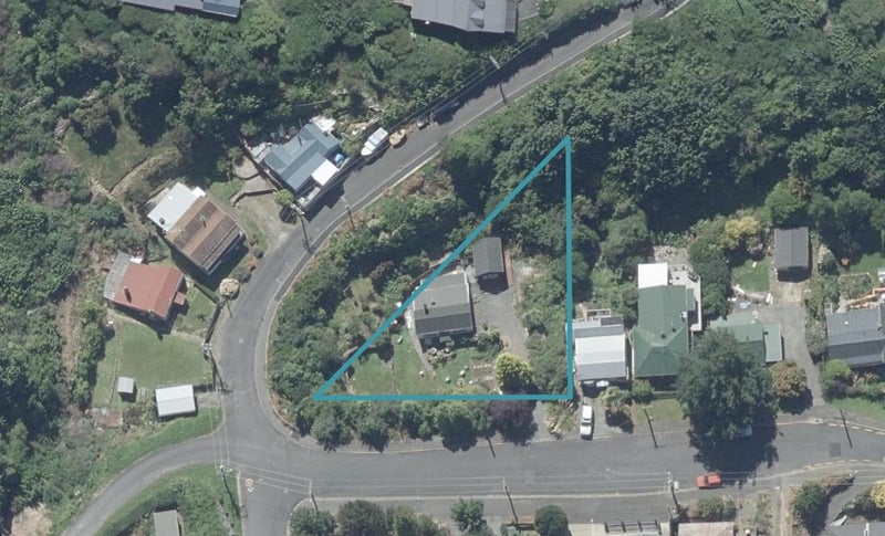 22 Slant Street, Careys Bay, Port Chalmers - Carousel 1