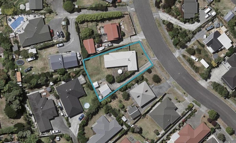 32 Campion Road, Waikanae Beach, Waikanae - Carousel 1