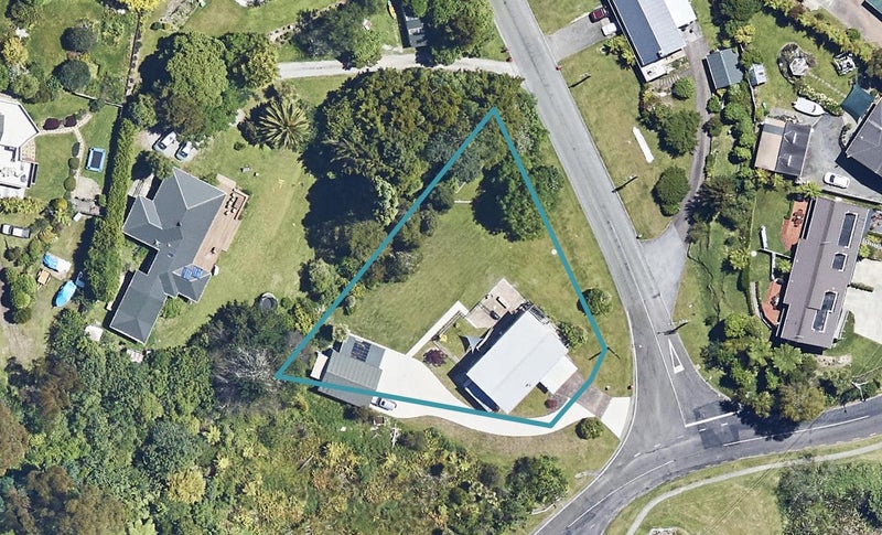 2 Summit Road, Lake Okareka, Rotorua - Carousel 1