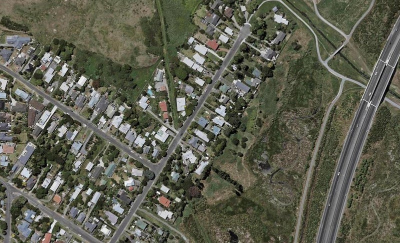 76 Kiwi Road, Raumati Beach, Paraparaumu - Carousel 1